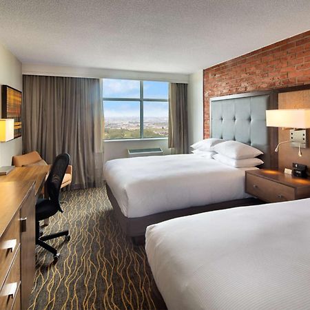 Doubletree By Hilton Toronto Airport, On Hotell Eksteriør bilde
