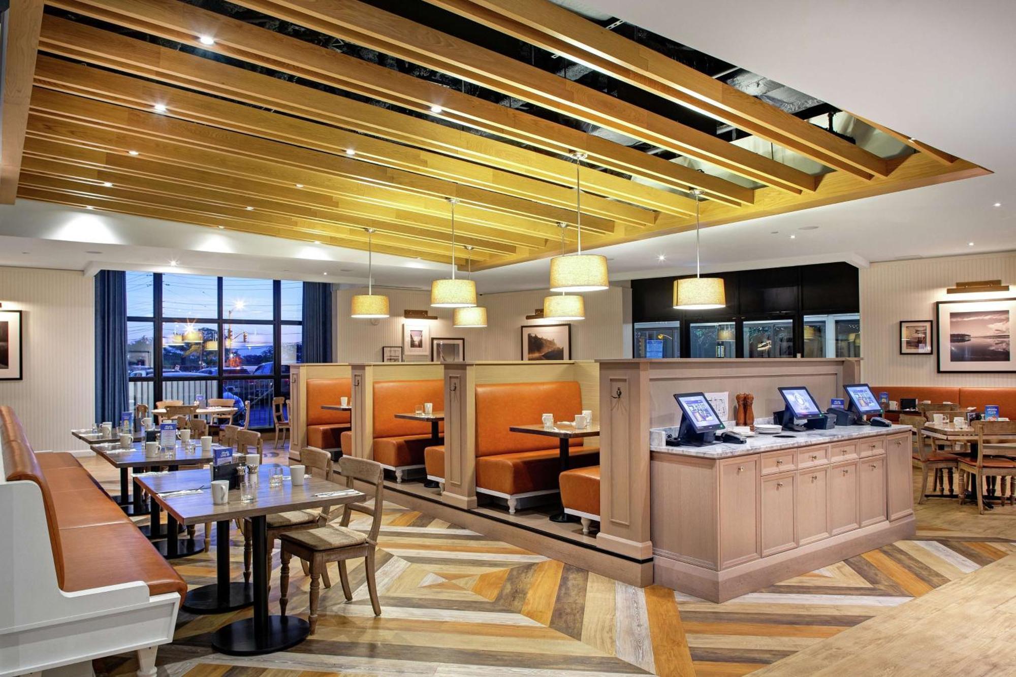 Doubletree By Hilton Toronto Airport, On Hotell Eksteriør bilde